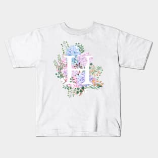 botanical monogram alphabet H hydrangea flowers Kids T-Shirt